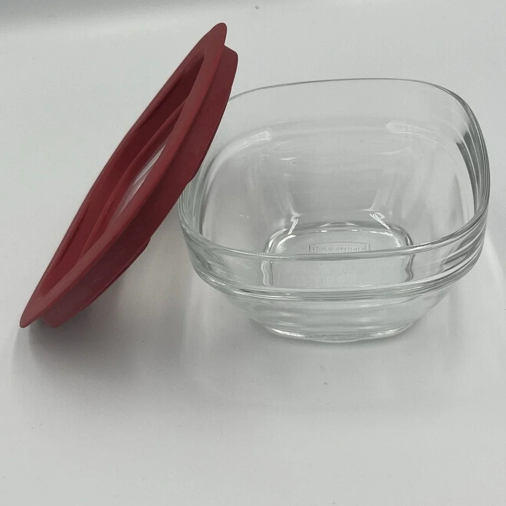 Rubbermaid Square Glass Container 1 cup/236mL 7N68 WITH‎ RED LID VTG RARE